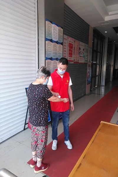 無(wú)錫神沖響應(yīng)陽(yáng)山鎮(zhèn)黨委號(hào)召，加入“桃業(yè)先鋒”黨員志愿者活動(dòng)