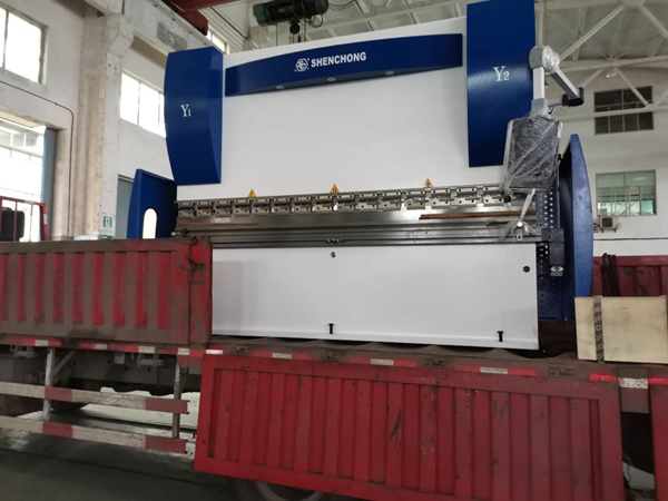 電液同步數(shù)控折彎?rùn)C(jī)