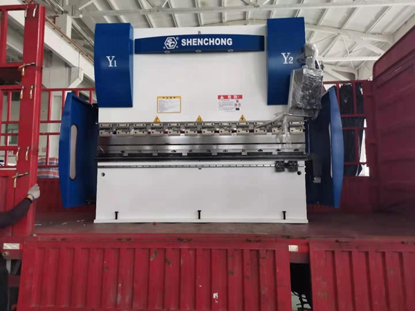 80TX2500油電混合數(shù)控折彎機