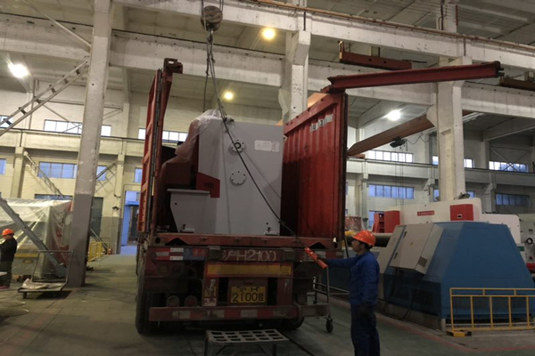 剪板機.jpg 剪板機.jpg