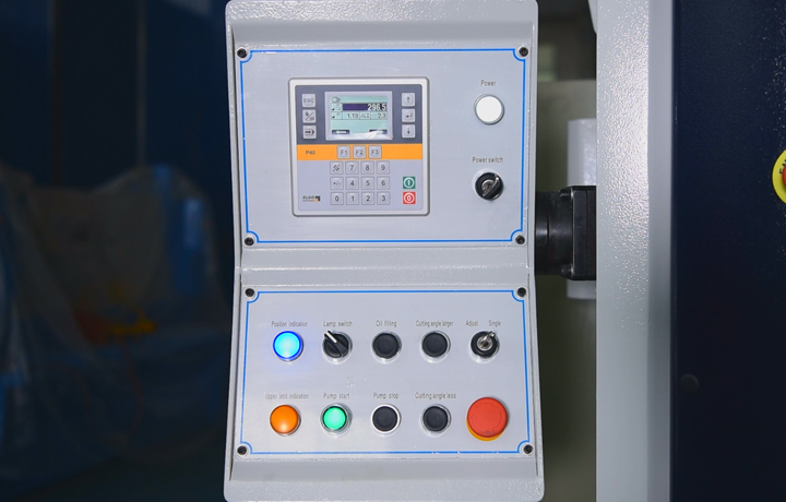 數(shù)控折彎機(jī),折彎機(jī)廠家,數(shù)高精度數(shù)控剪板機(jī)出口德國電腦控剪板機(jī)