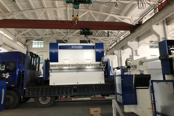 數(shù)控折彎機